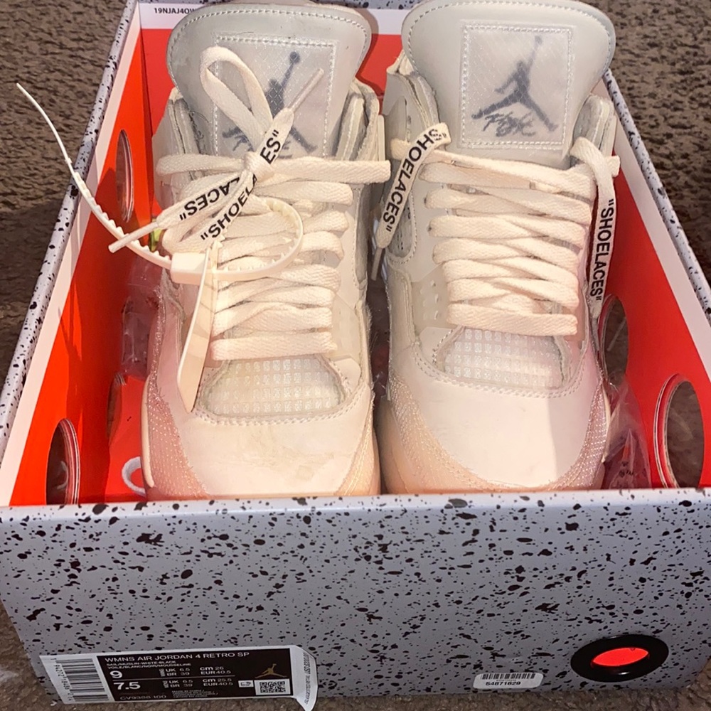 Off white Jordan 4